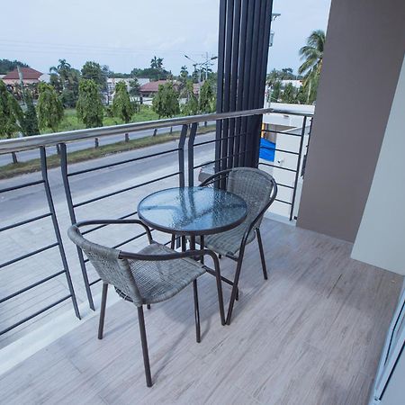 Rovira Suites دوماغيتي المظهر الخارجي الصورة